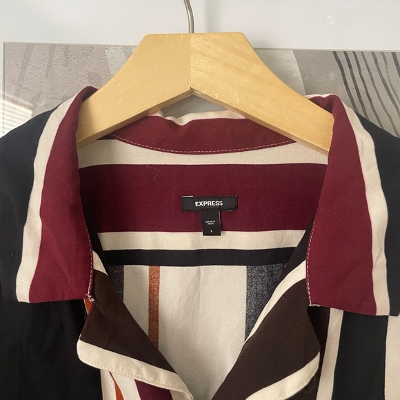Express Button down - Picture 2 of 4